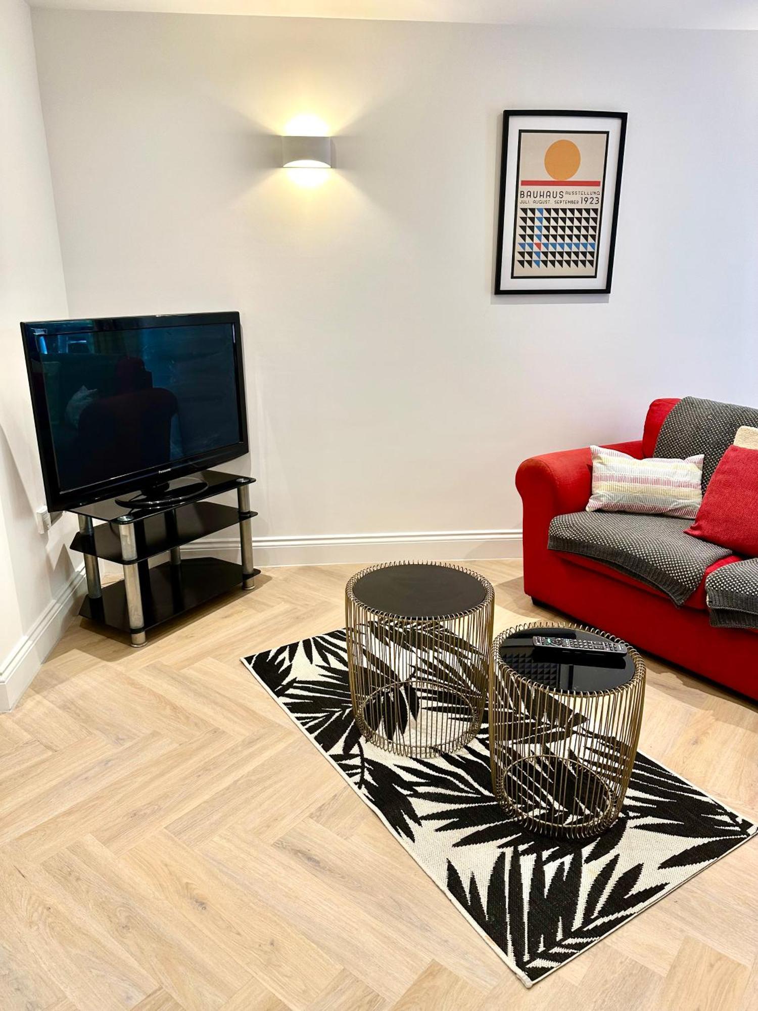 Rye Brand New Apartment מראה חיצוני תמונה